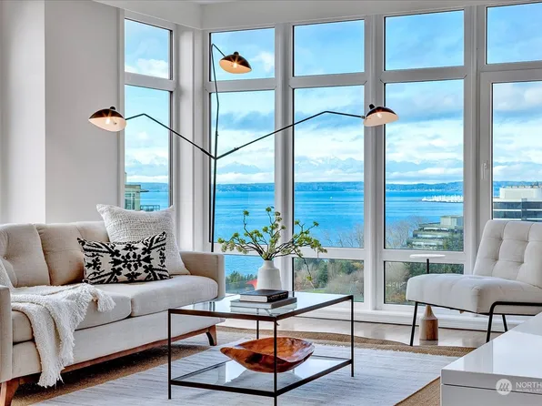 2721 1st Avenue #902, Seattle, WA 98121