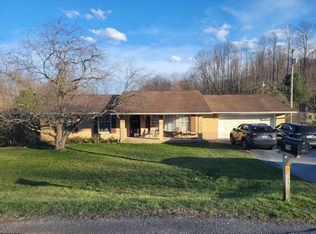 1745 Mansfield Dr, Philippi, WV 26416