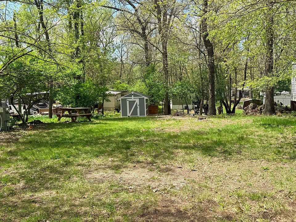 1st image of 10-144 Woodhaven Lakes