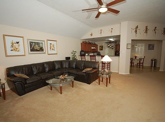 5th image of 140 Bristol Bend Ln