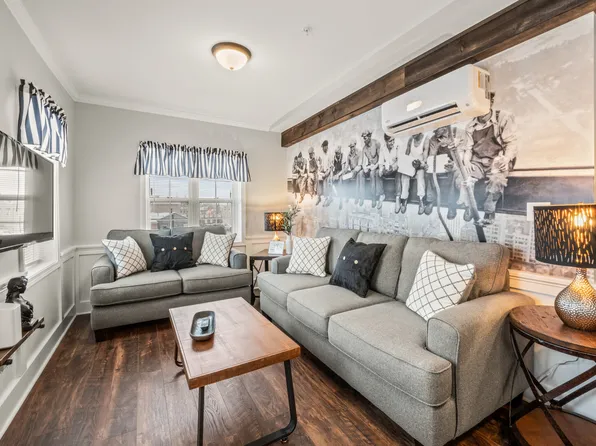 (undisclosed Address), Wallingford, CT 06492