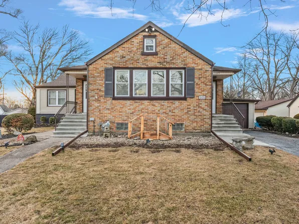 105 N Nichols St, Lowell, IN 46356