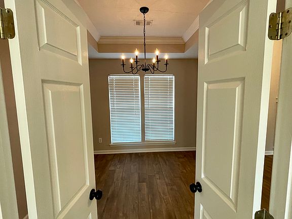 5th image of 8901 Abingdon Pl