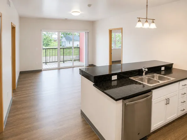 Apartments on Main, 410 E Main St #21163555, Sun Prairie, WI 53590