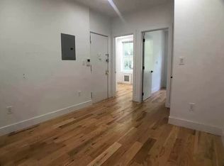 324 W 4th St APT 4, New York, NY 10014