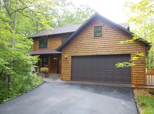 1035 Butternut Ln, Hobart, WI 54155