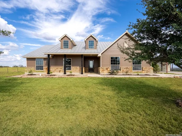 14033 Fm 775, La Vernia, TX 78121