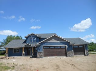 85 Rookery Dr, Cold Spring, MN 56320