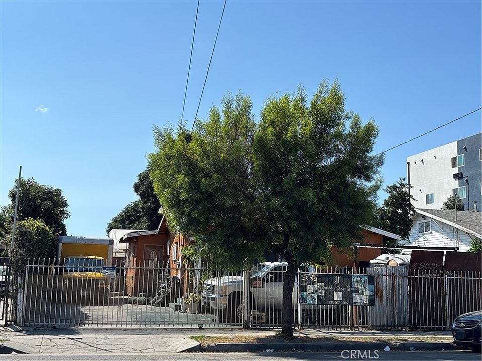 1st image of 10821 Compton Ave