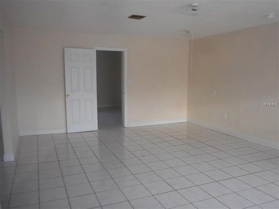 2nd image of 20526 Edgewater Dr