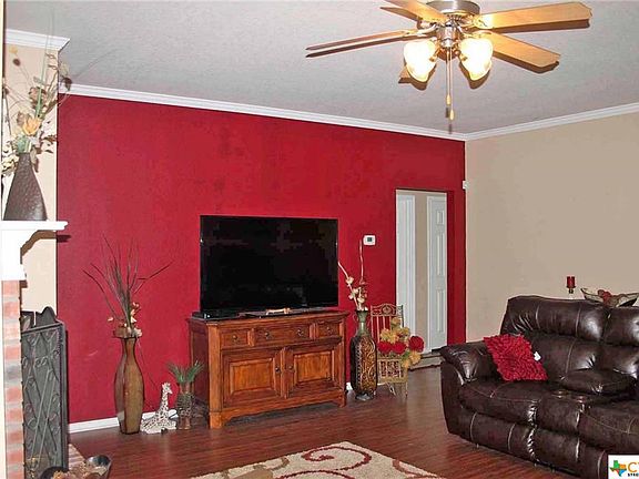 4th image of 1505 Paint Brush Dr