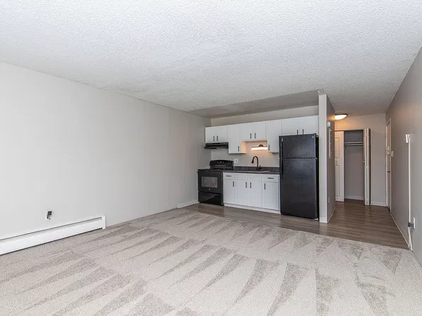Monroe, 3040 Mallard Dr #3110-207, Colorado Springs, CO 80910