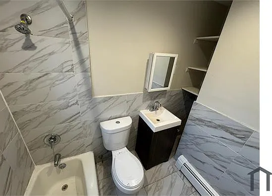 104 Montclair Ave #18 — Photo 2