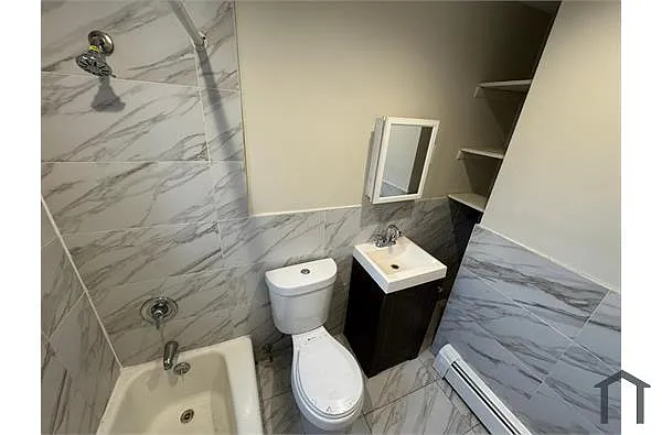 Building Photo - 104 Montclair Ave #18