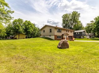 1744 Oak Rd, Saint Cloud, MN 56303