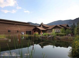 160 E Reserve St, Alpine, WY 83128