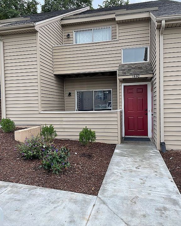 1st image of 1440 Bradley Dr