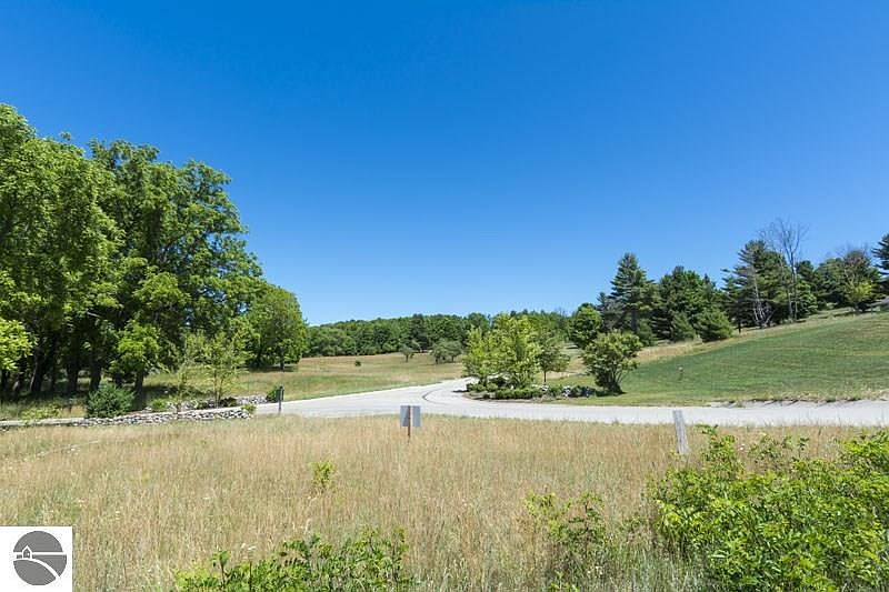 1st image of 9501 W Sleepy Valley Dr