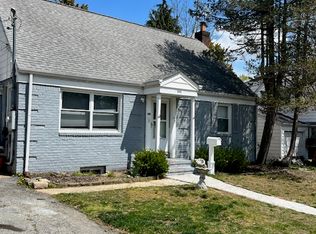 (Undisclosed Address), West Hempstead, NY 11552