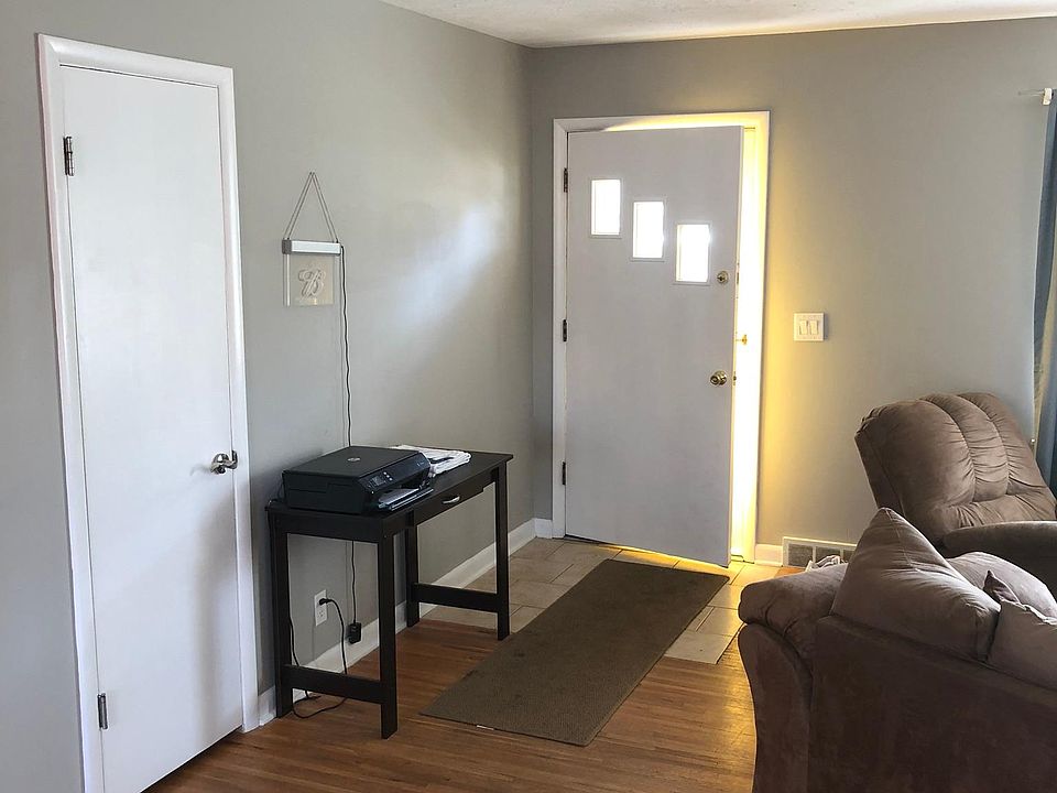1st image of 3269 S 77th Ave