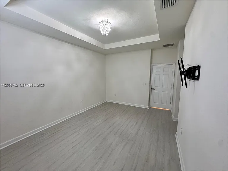 11424 SW 252nd St — Photo 32