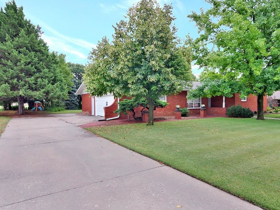 306 Willow Rd, Hillsboro, KS 67063 Zillow