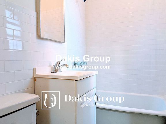 5th image of 32-60 41st St #Dga