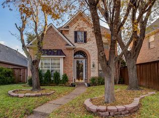 9704 Valley Ranch Pkwy W, Irving, TX 75063
