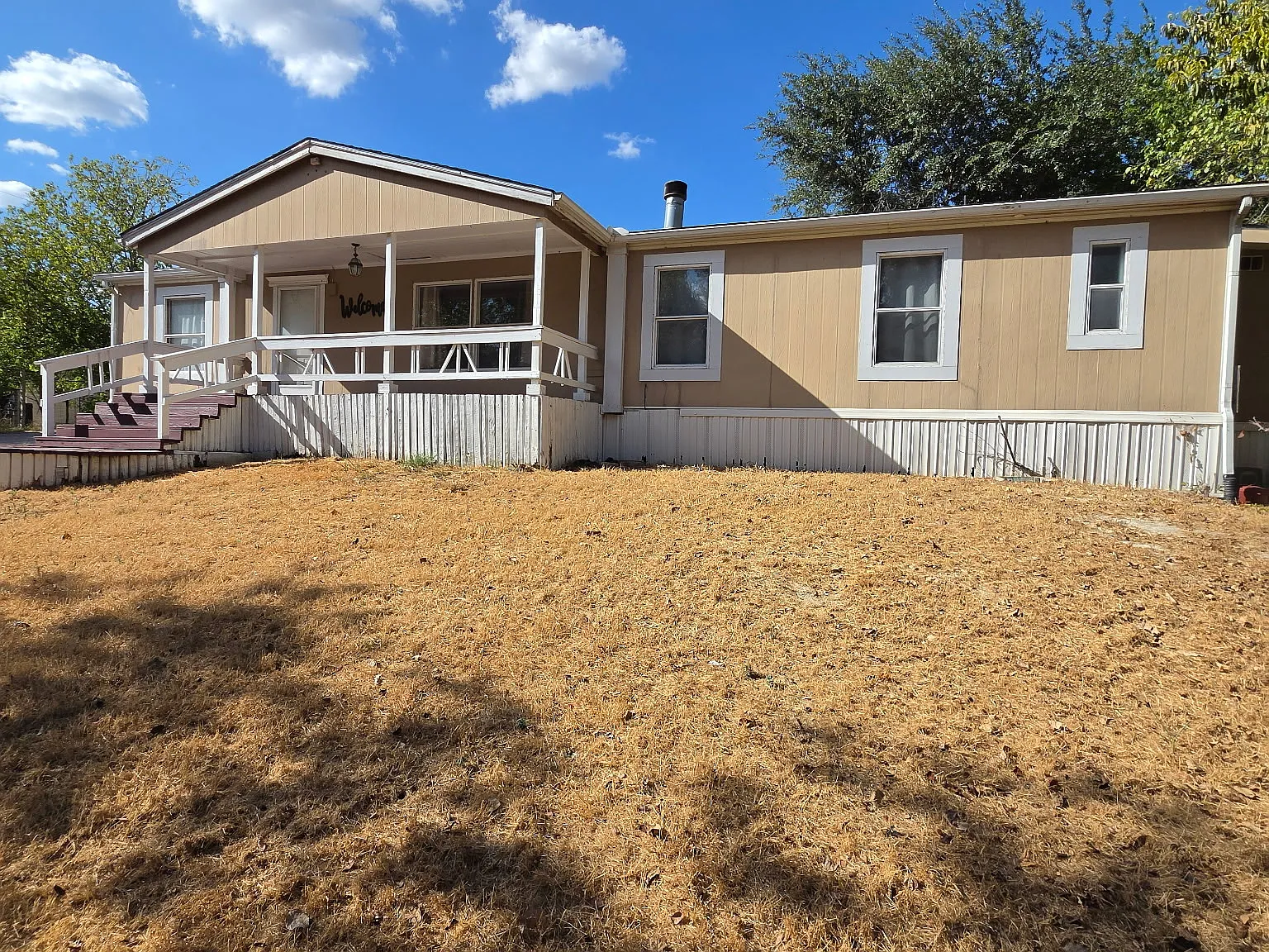 3 bed, 1792 sqft, $2,100 — Photo 2