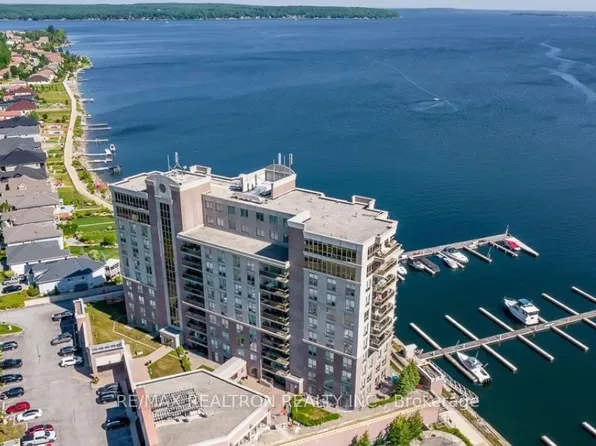 725 Aberdeen Blvd #57, Midland, ON L4R 5P3