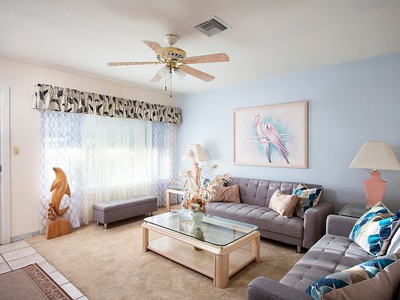 3rd image of 1619 Venetian Dr