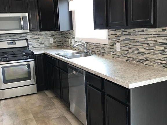 3rd image of 13695 E Harmony Ct