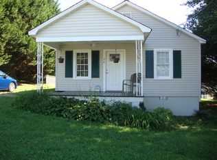 24 Central Ave, Granite Falls, NC 28630