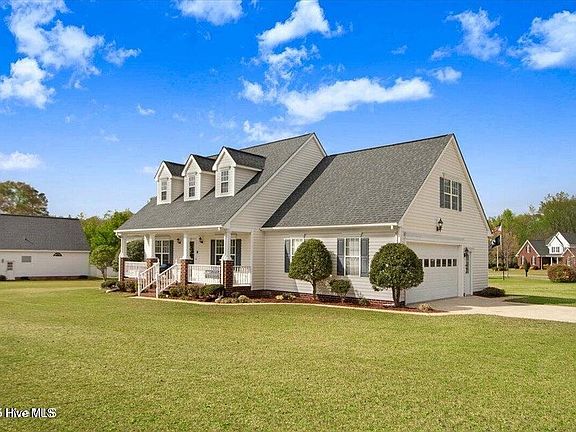 3rd image of 109 Ashworth Drive