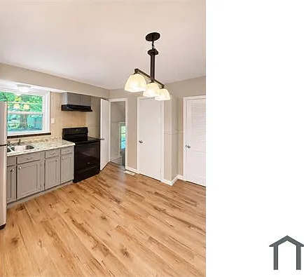 3 bed, 864 sqft, $1,930 — Photo 3