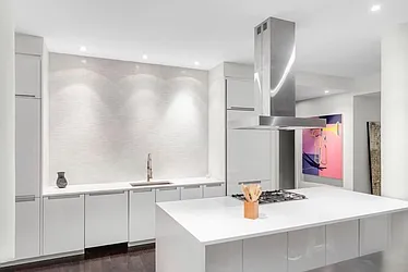Rented by Societe Real Estate