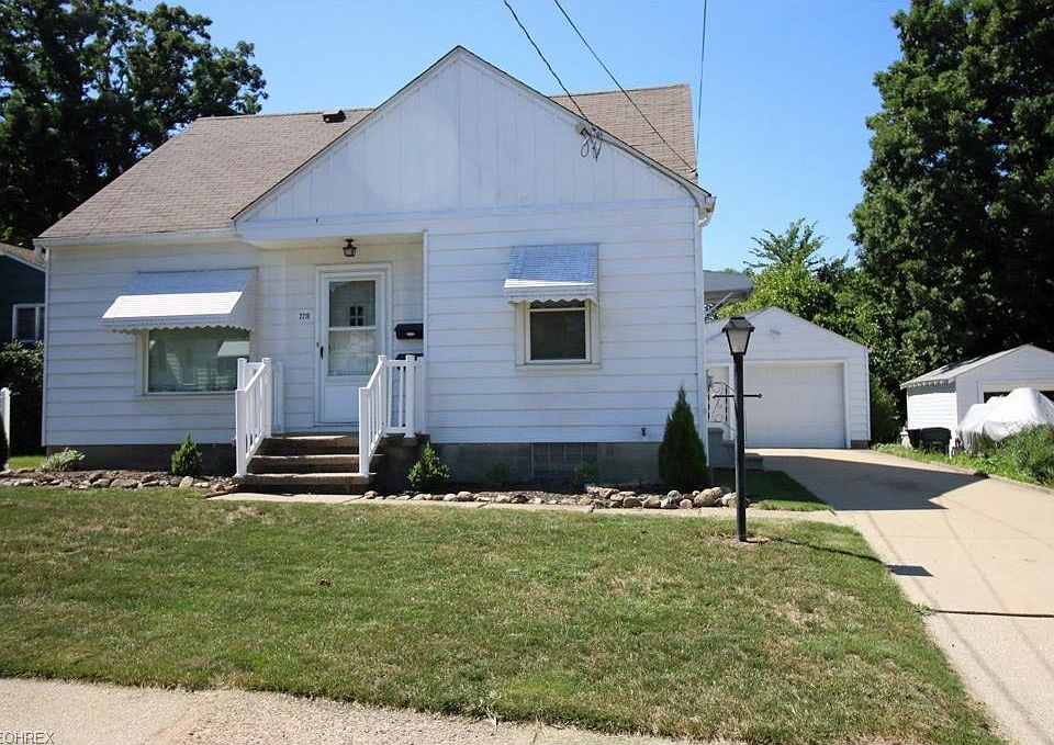 1st image of 2218 10th St