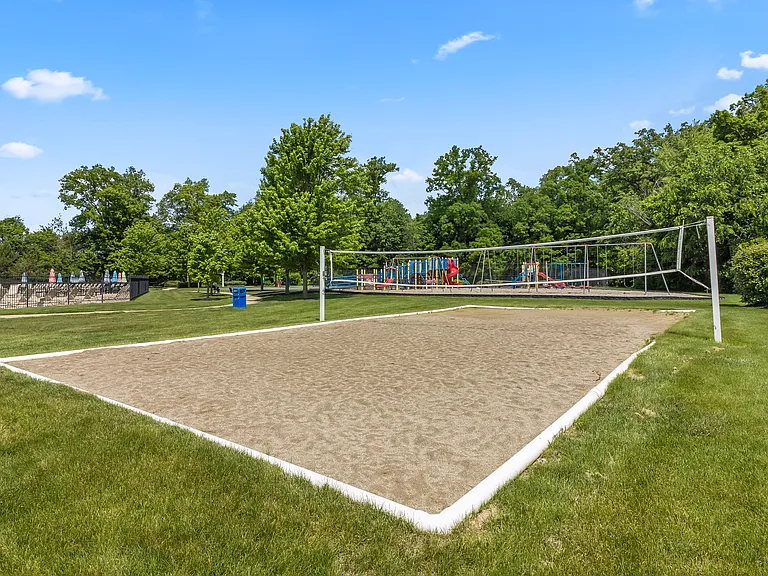 12683 White Chapel Cir — Photo 50