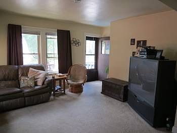 2nd image of 5322 W Wisconsin Ave APT 4