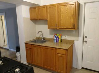 2058 W 11th St, Cleveland, OH 44113