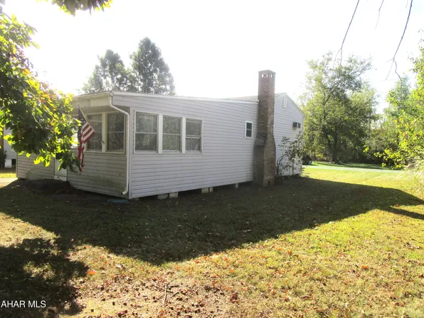 161 Whispering Willow Ln, Bedford, PA 15522