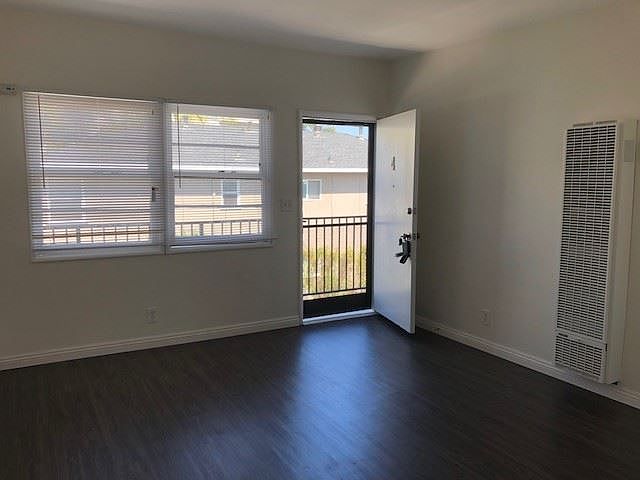 1st image of 209 Calle Miramar APT 4