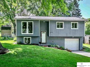 7333 Miami St, Omaha, NE 68134