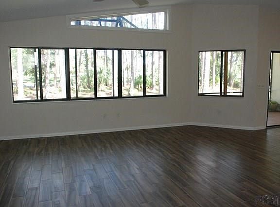 2nd image of 23 Lago Vista Pl