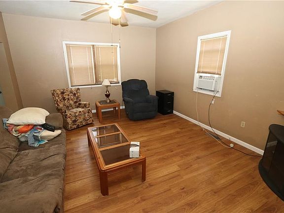 5th image of 1014 W South 8th St
