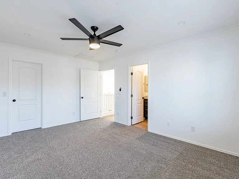 2225 E Sunland Ave — Photo 19
