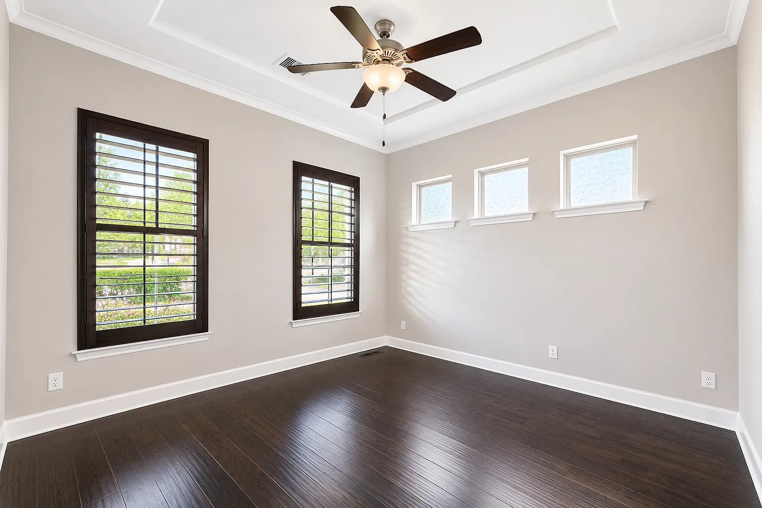 3 bed, 2.5 bath, 2203 sqft, $3,150 — Photo 4