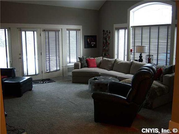 5th image of 5302 Springwater Dr