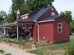 106 W Seminary St, Vevay, IN 47043