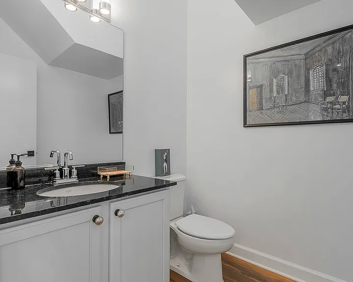 419 W Grand Ave #G — Photo 18